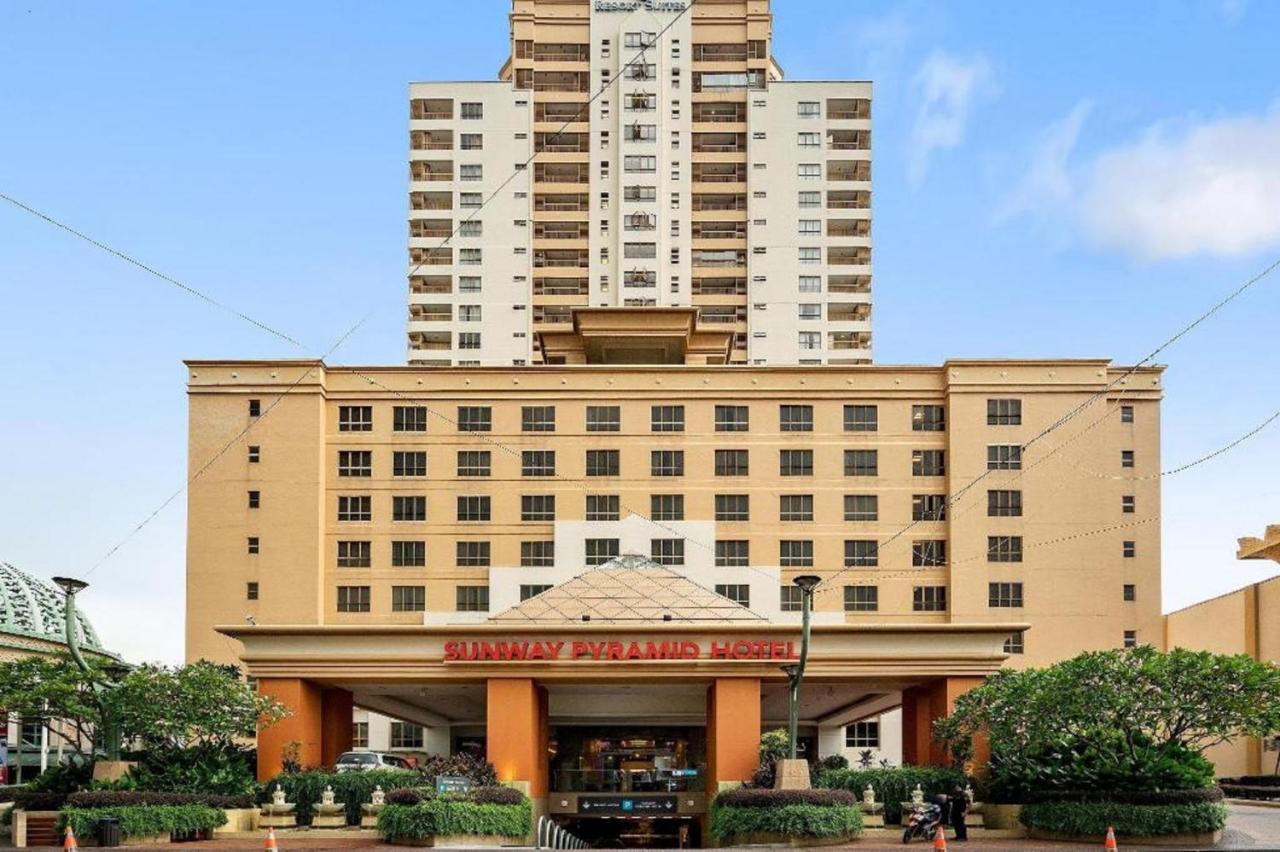 Millennium Suite At Pyramid Tower Petaling Jaya Esterno foto