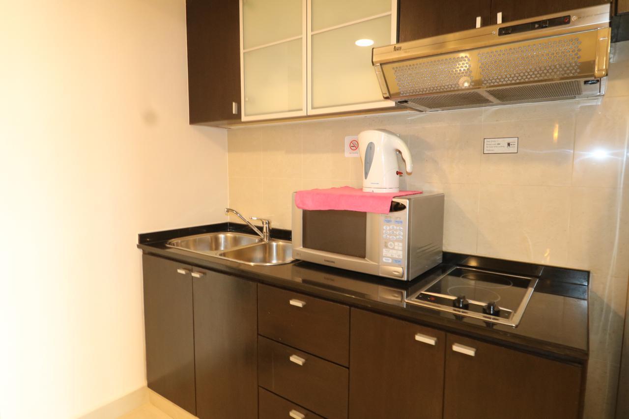 Millennium Suite At Pyramid Tower Petaling Jaya Esterno foto