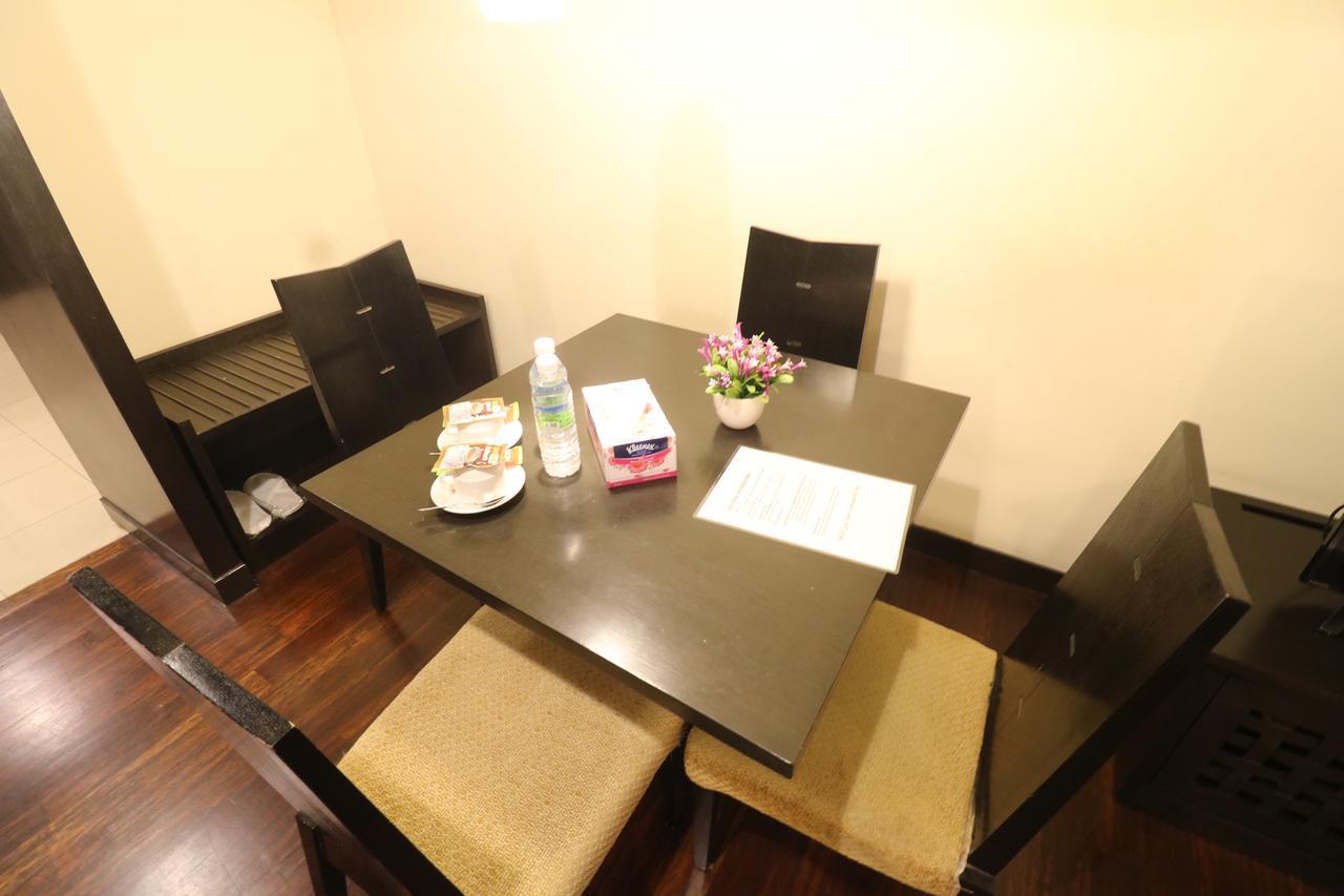 Millennium Suite At Pyramid Tower Petaling Jaya Esterno foto