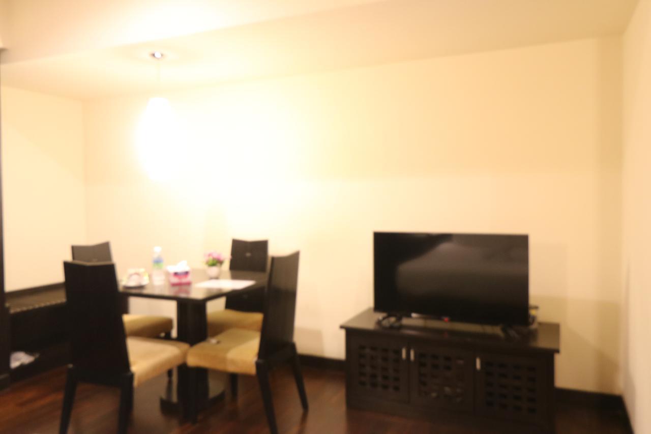 Millennium Suite At Pyramid Tower Petaling Jaya Esterno foto